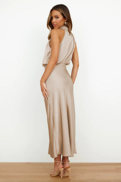 Freya | Satengkjole med halterneck