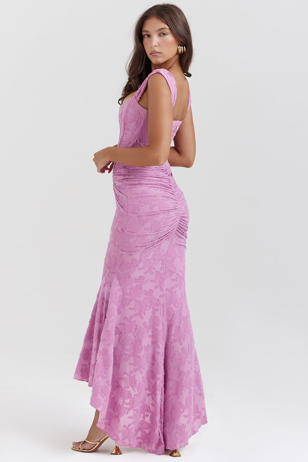 Zoey – Elegant Kjole med Definert Midje