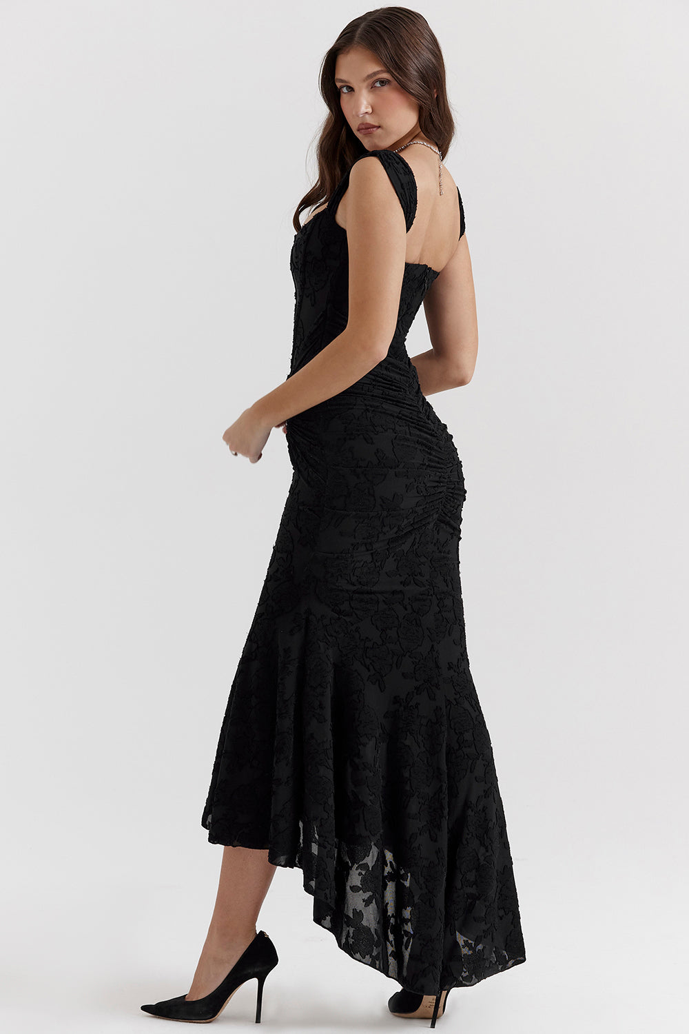 Zoey – Elegant Kjole med Definert Midje