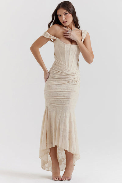 Zoey – Elegant Kjole med Definert Midje